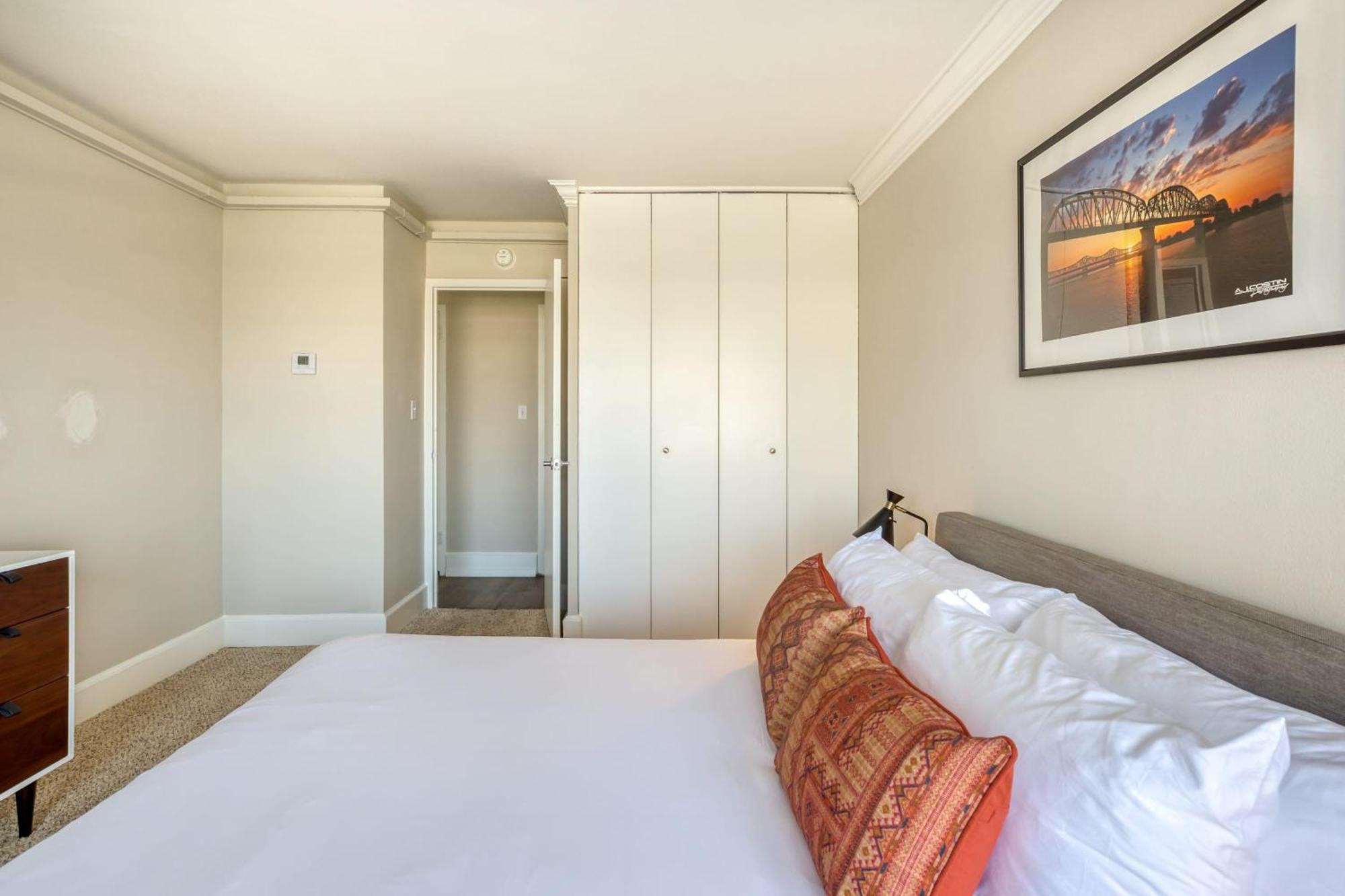 Cozysuites 800 Tower 2Br With Gym! 28 Louisville Dış mekan fotoğraf